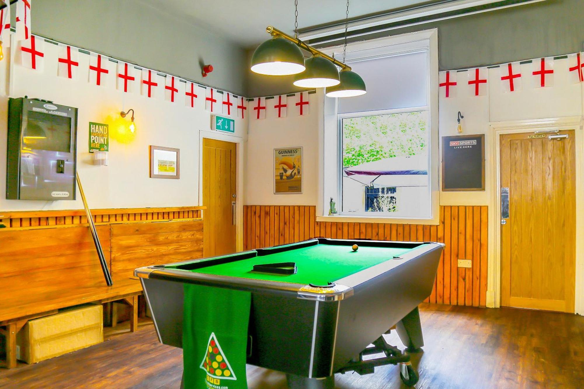 Oyo Castle Hotel, Accrington Dış mekan fotoğraf